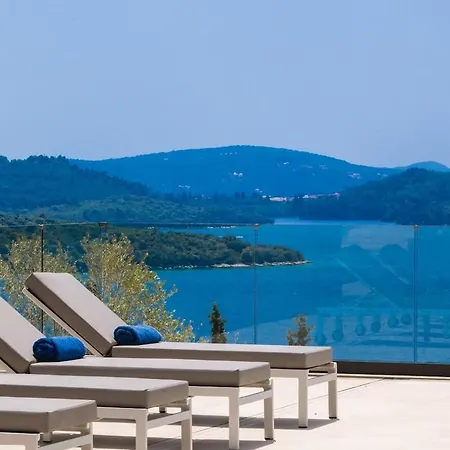 Brand New Oriana Villa *